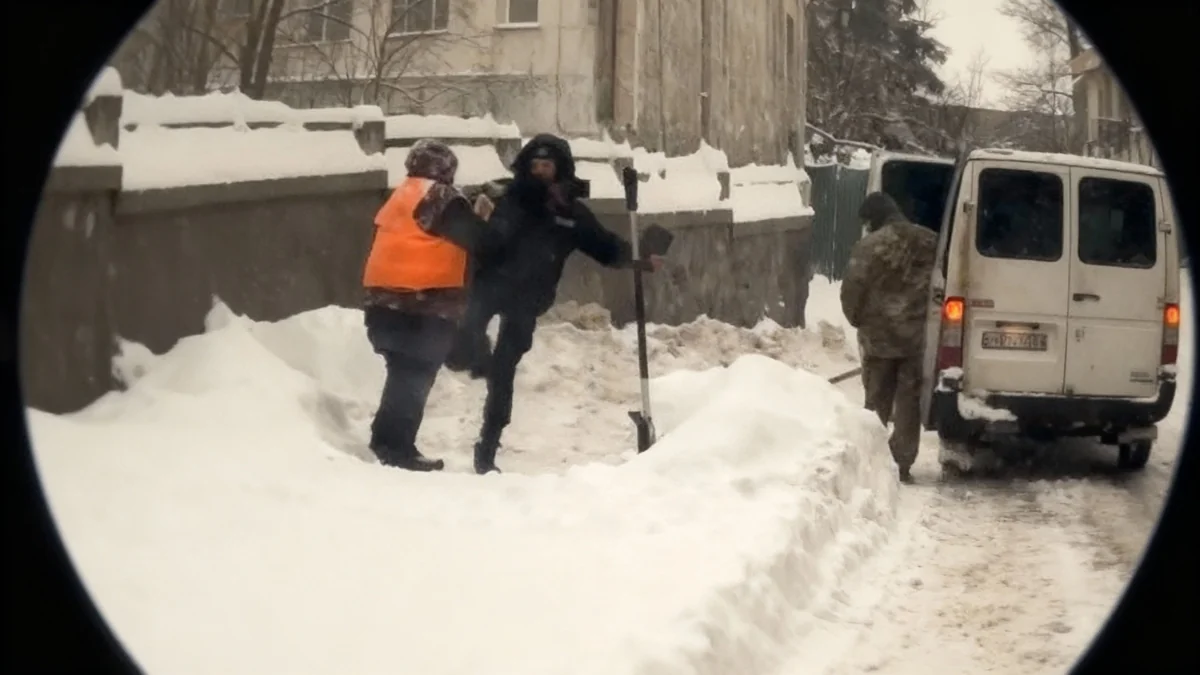 Напад у Львові: військового ТЦК поранили ножем біля ТЦ